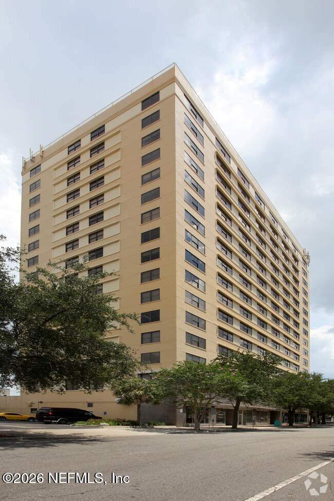 1 bedroom Condominium at 311 W Ashley Street #1206, Residences At City Place, Jacksonville — photo 2