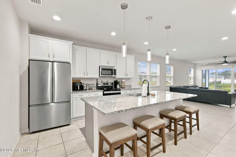 4 bedroom Single Family Residence at 12548 Green Meadow Drive, Greene Meadows, Jacksonville — photo 5
