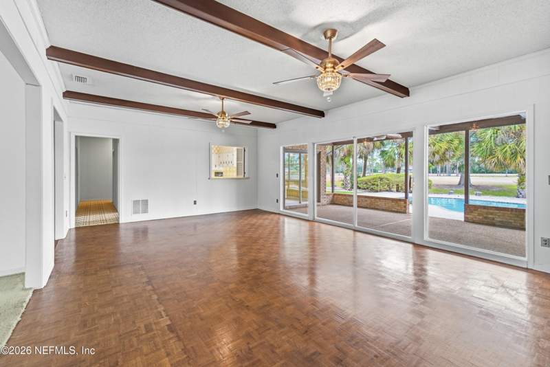 4 bedroom Single Family Residence at 8202 Hunters Grove Road, Deerwood, Jacksonville — photo 5