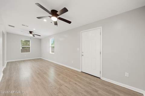 2751 Lansdowne Drive, Jacksonville FL - photo 20 of 33