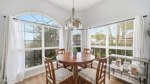 7681 Vandalay Drive, Jacksonville FL - photo 14 of 47