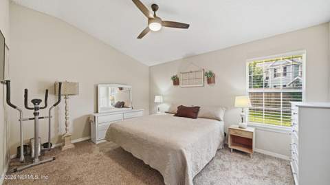 7681 Vandalay Drive, Jacksonville FL - photo 17 of 47