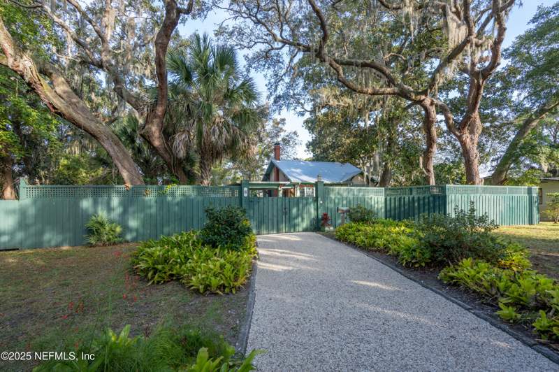 2 bedroom Single Family Residence at 8 Park Avenue, Fullerwood, St. Augustine — photo 3