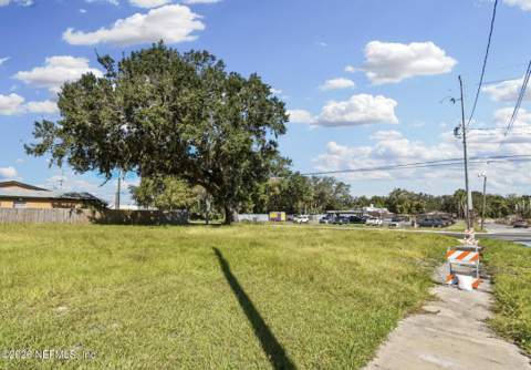 1719 St Johns Avenue, Palatka FL - photo 8 of 9