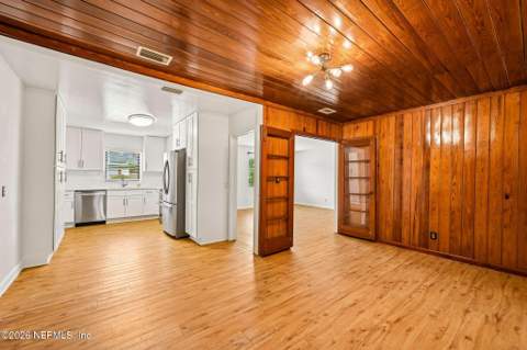 5732 Cedar Forest Drive, Jacksonville FL - photo 10 of 44