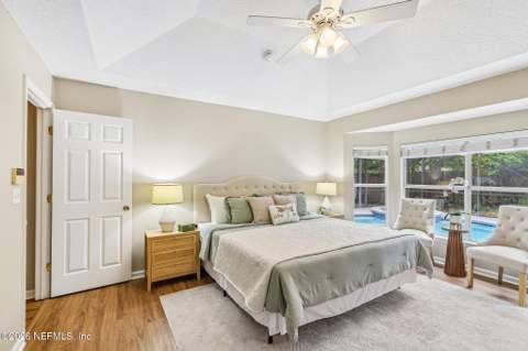 1048 Buttercup Drive, Jacksonville FL - photo 23 of 78