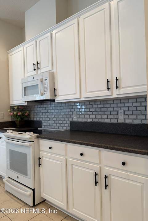 13012 Notre Dame Lane, Jacksonville FL - photo 7 of 18