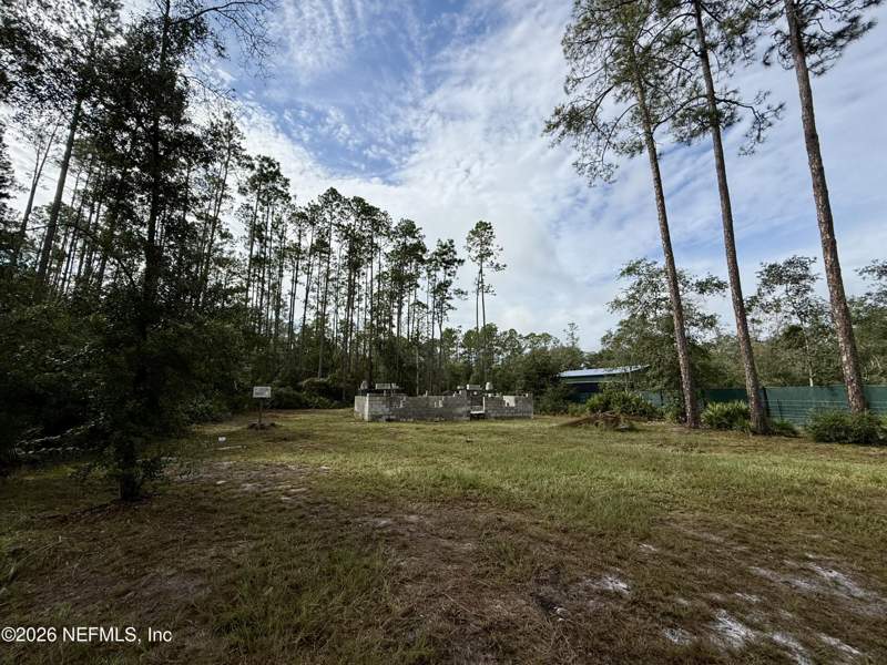 2 bedroom Single Family Residence at 213 Dunaway Street, Interlachen, Interlachen — photo 2
