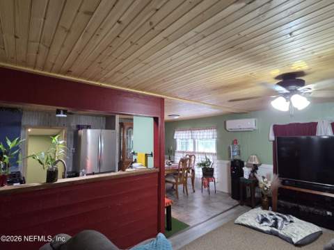 140 Yancey Circle, Satsuma FL - photo 6 of 29