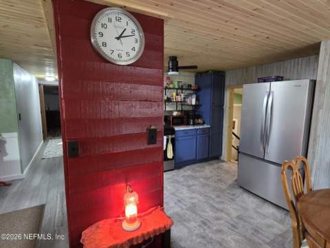 140 Yancey Circle, Satsuma FL - photo 8 of 29