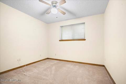 4320 Springmoor Drive, Jacksonville FL - photo 19 of 41