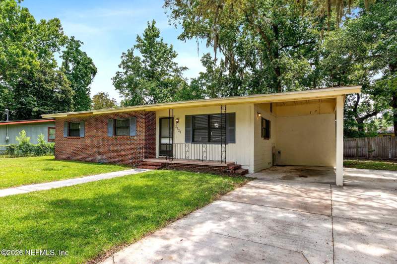 3 bedroom Single Family Residence at 2727 Shady Oak Lane, Shady Oaks, Orange Park — photo 2