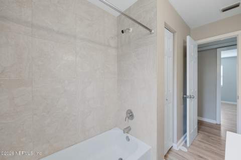 2751 Lansdowne Drive, Jacksonville FL - photo 18 of 33