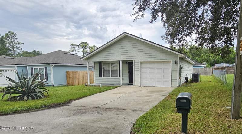 3 bedroom Single Family Residence at 9230 8th Avenue, Armstrong Riverview, Jacksonville — photo 3