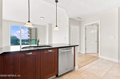 1431 Riverplace Boulevard #2201, Jacksonville FL - photo 10 of 51