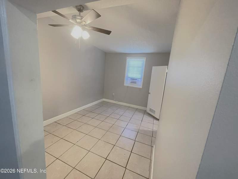 2 bedroom Single Family Residence at 10603 E Briarcliff Road, Highlands, Jacksonville — photo 5
