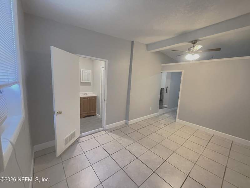 2 bedroom Single Family Residence at 10603 E Briarcliff Road, Highlands, Jacksonville — photo 3