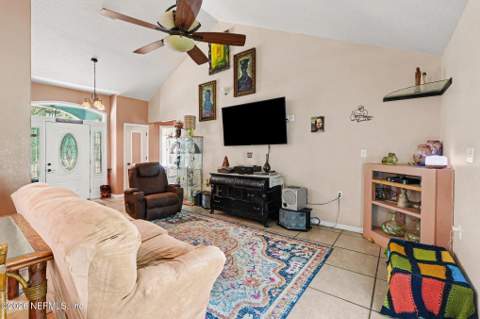 103 Iowa Avenue, Satsuma FL - photo 10 of 33