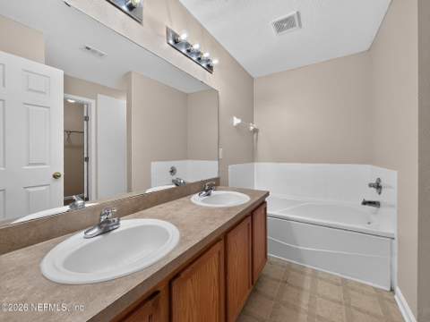 5260 Collins #502, Jacksonville FL - photo 19 of 35