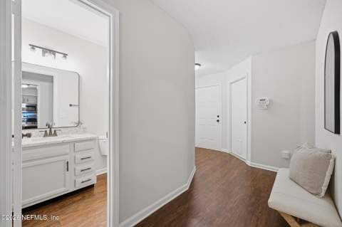 10877 Cabbage Pond Court, Jacksonville FL - photo 15 of 31