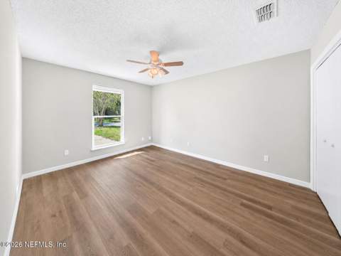 1847 Oak Water Drive, Jacksonville FL - photo 7 of 35