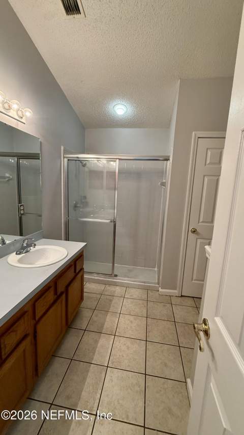 8366 Rocky Creek Drive, Jacksonville FL - photo 17 of 34