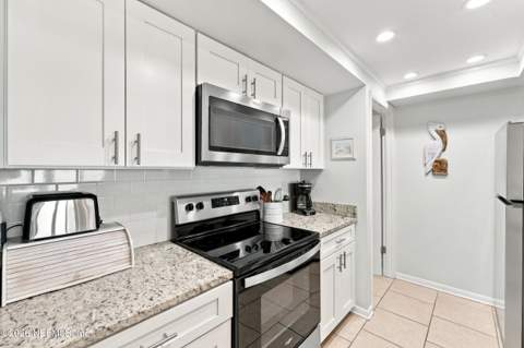 3150 S Fletcher Avenue #403, Fernandina Beach FL - photo 8 of 33