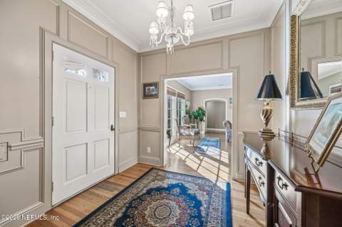 2210 Laurel Road, Jacksonville FL - photo 9 of 69