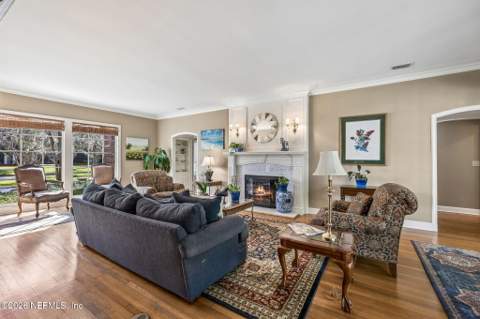 2210 Laurel Road, Jacksonville FL - photo 12 of 69