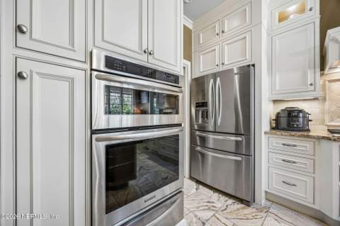 2210 Laurel Road, Jacksonville FL - photo 23 of 69