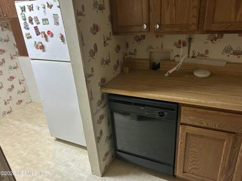 151 Yancey Circle, Satsuma FL - photo 13 of 28