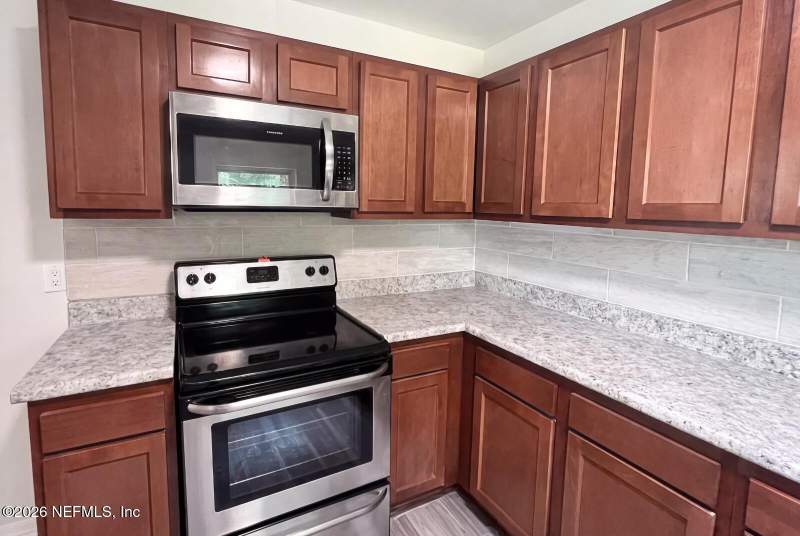 3 bedroom Single Family Residence at 8543 Oak Leaf Road, Harbor View, Jacksonville — photo 2