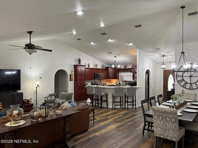 3 bedroom Single Family Residence at 375 Horseman Club Road, Palatka, Palatka — photo 3