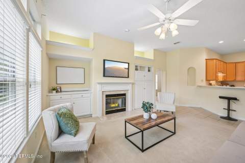 2548 Whispering Pines Drive, Fleming Island FL - photo 11 of 48