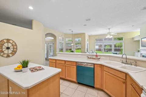 2548 Whispering Pines Drive, Fleming Island FL - photo 19 of 48