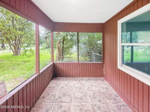 1060 Woodstock Avenue, Jacksonville FL - photo 13 of 56