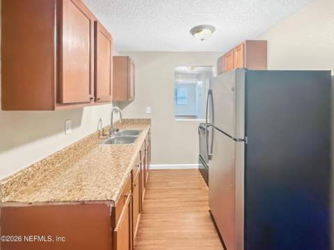 1060 Woodstock Avenue, Jacksonville FL - photo 19 of 56