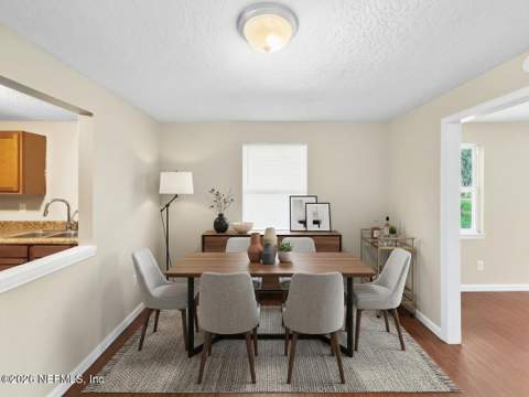 1060 Woodstock Avenue, Jacksonville FL - photo 9 of 56