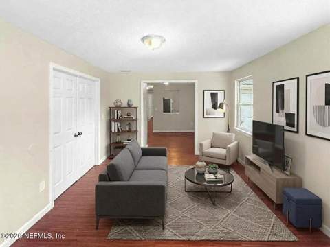 1060 Woodstock Avenue, Jacksonville FL - photo 8 of 56