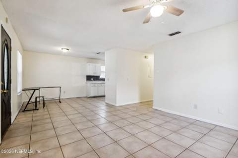 1519 Brook Forest Drive, Jacksonville FL - photo 10 of 35