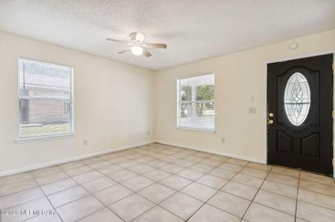 1519 Brook Forest Drive, Jacksonville FL - photo 12 of 35