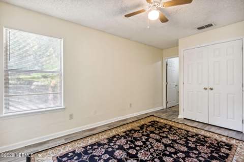 1519 Brook Forest Drive, Jacksonville FL - photo 21 of 35