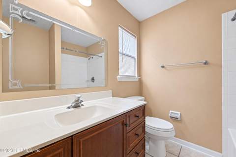8210 Hot Springs Drive, Jacksonville FL - photo 14 of 31