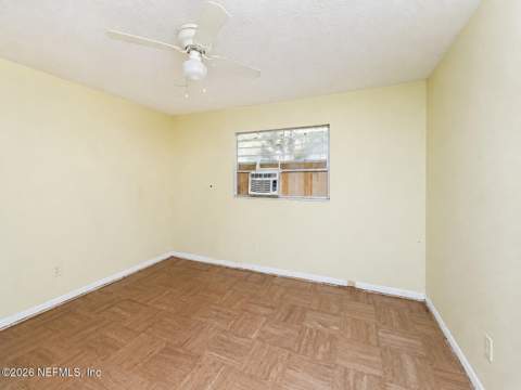 10933 Luana Drive, Jacksonville FL - photo 14 of 24
