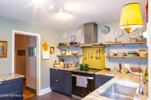 7043 Madrid Avenue, Jacksonville FL - photo 14 of 30