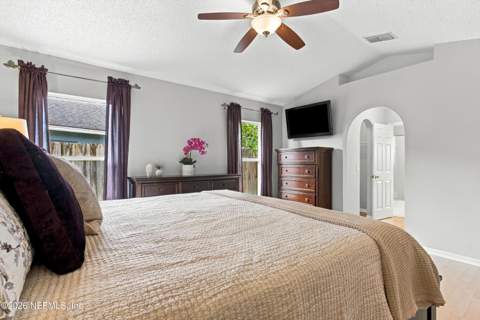 11197 Illford Drive, Jacksonville FL - photo 24 of 48
