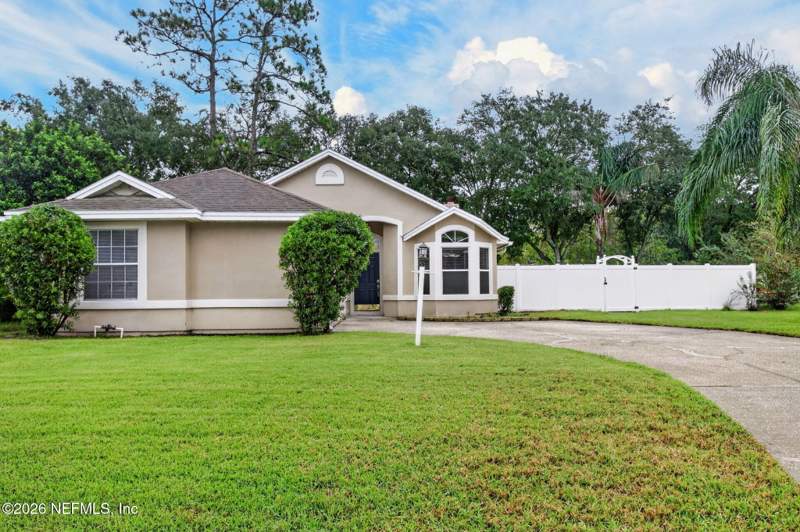 3 bedroom Single Family Residence at 7481 Carriage Side Court, Braywick, Jacksonville — photo 3