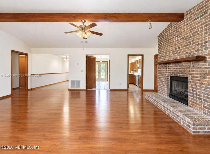 3 bedroom Single Family Residence at 525 Hickory Drive, Fleming Island, Fleming Island — photo 2
