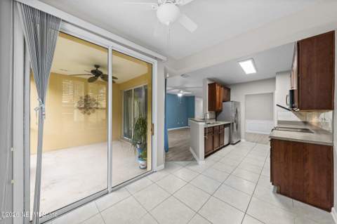 6567 White Blossom Circle #7B, Jacksonville FL - photo 7 of 22