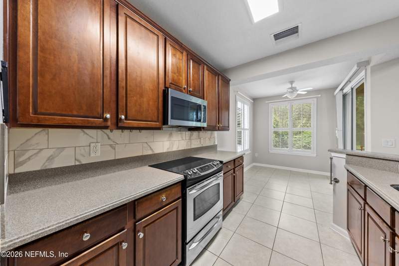 2 bedroom Condominium at 6567 White Blossom Circle #7B, Twinleaf, Jacksonville — photo 5